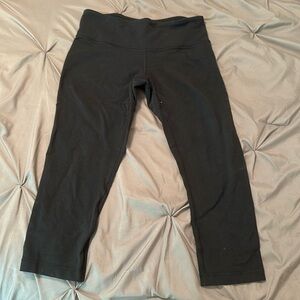 Old school Lululemon Wunder crop leggings- size 8 (no tag)